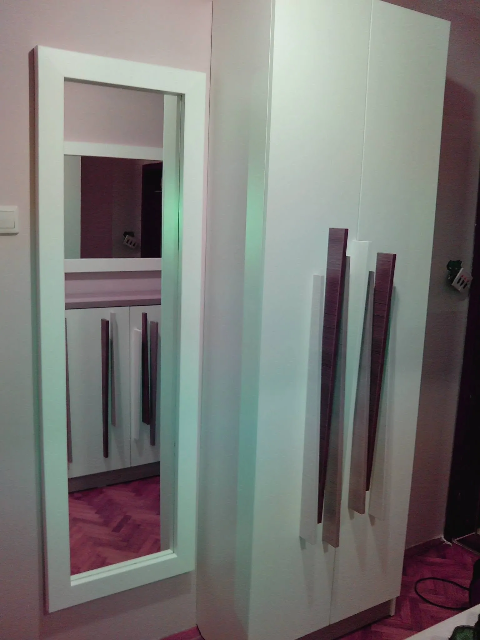 Plakari — Moderna, Niš