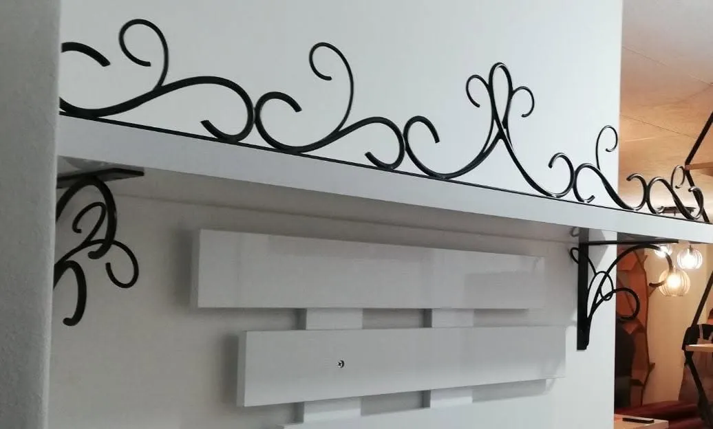 Custom furniture — Moderna, 12