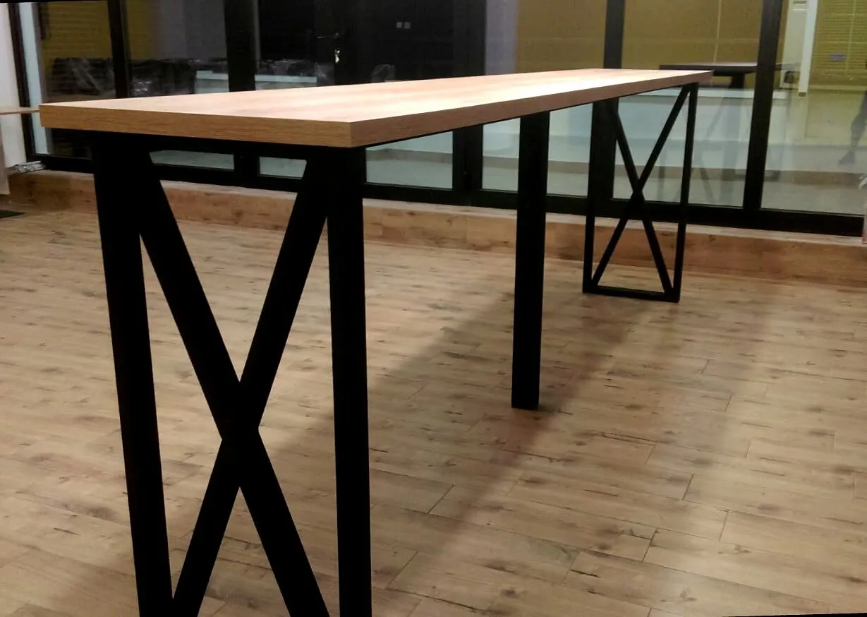 Custom furniture — Moderna, 14