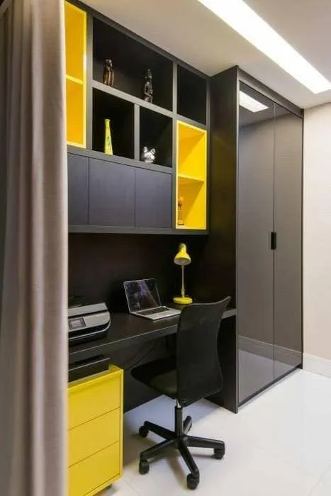 Custom furniture — Moderna, 23