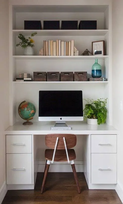 Custom furniture — Moderna, 28