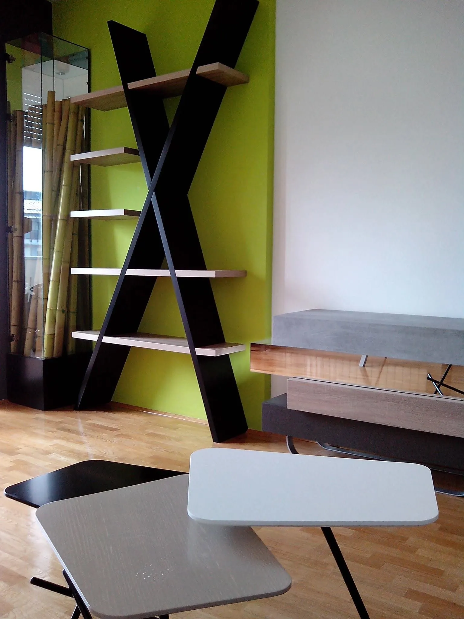 Miscellaneous — Moderna, Niš